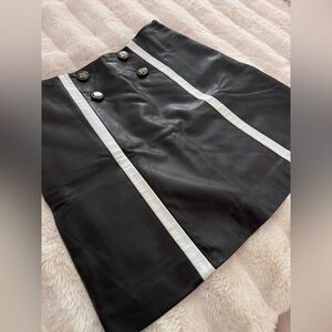 Sandro Paris Genuine Leather Mini Skirt – Black & White, Size 2 (FR 36 / US 4)